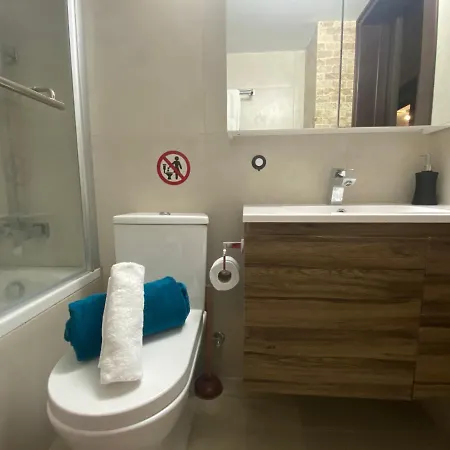 Philip Spacious * ليماسول