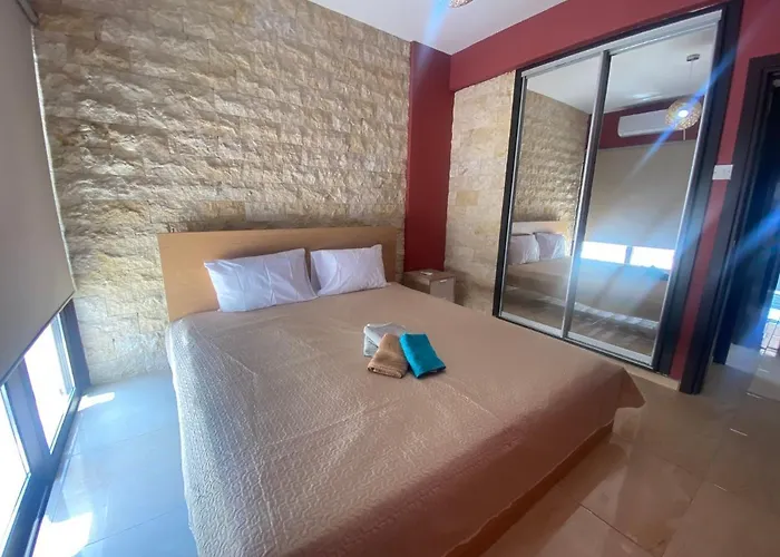 Philip Spacious * ليماسول